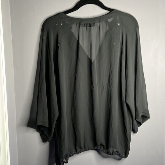 Ana Black Sheer Pleated Seam Tunic Size Medium - Picture 6 of 9